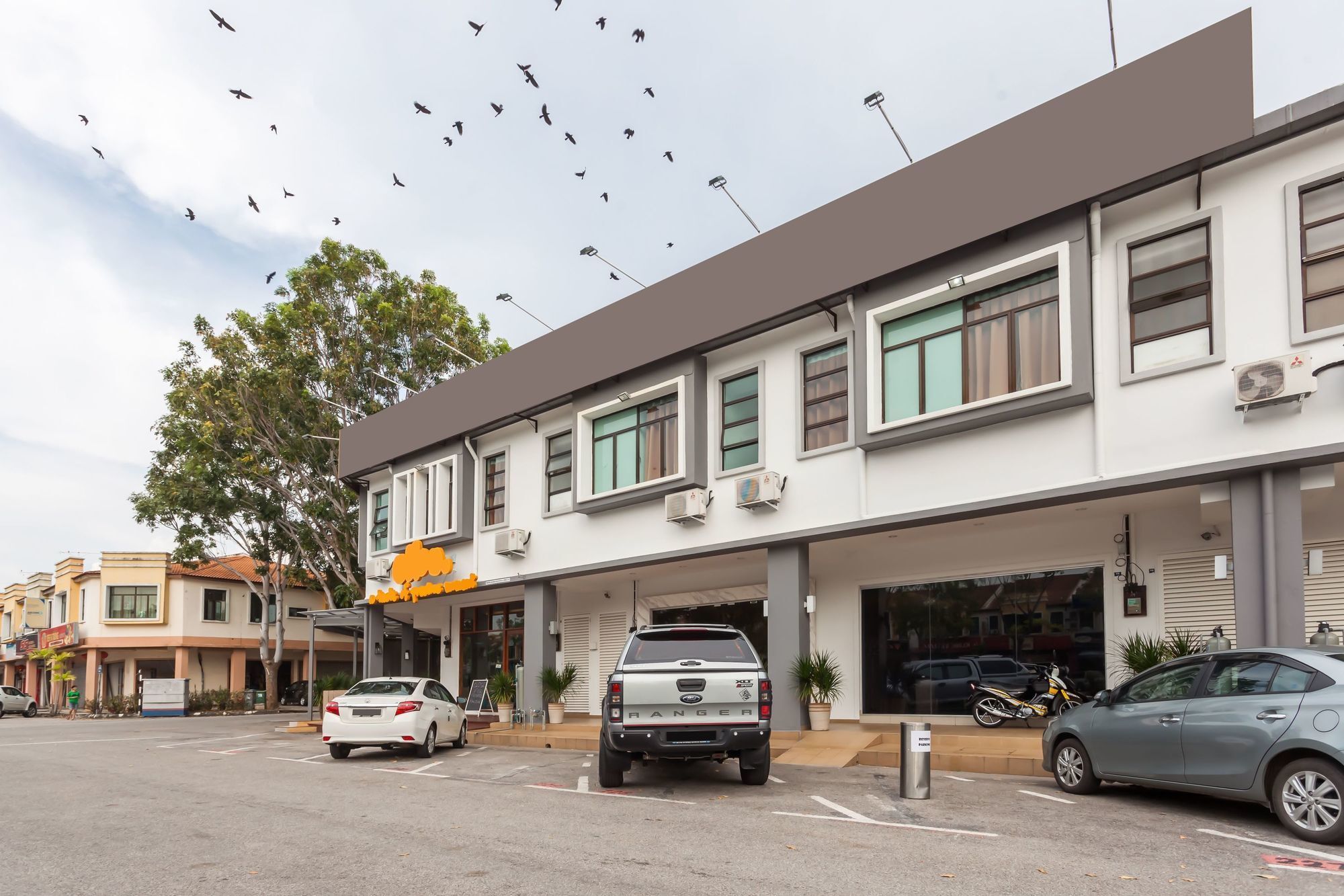 Zen Rooms Pertam Jaya Malacca Exterior foto